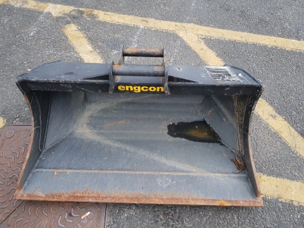Used - GB03 Grading Bucket 1100mm Wide, 150L Capacity with S40 bracket