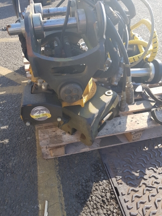 Used - Direct Mount EC206-QS45-JCB 48Z-1,51R-1,55Z-1,57C-1-DC2 Controls (5.5t to 6.5t weight class)