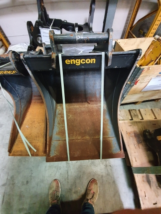 Bucket DB08-330-800-S45
