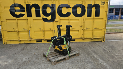 Used - EC219 tiltrotator S60 top and bottom with EC-Oil for DC2 controls