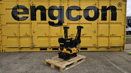 Unused (old stock) - EC219 tiltrotator S60 top and bottom with EC-Oil for DC2 controls