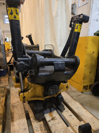 Tiltrotator EC214, S60 sandwich