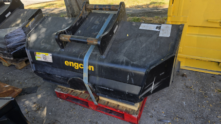 Used - GB24 grading bucket 2000mm wide, 1400L capacity on S70 pickup